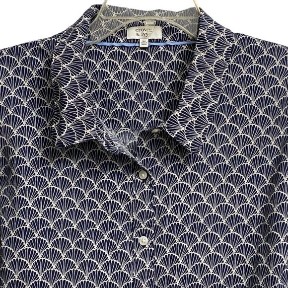 Crown & Ivy Women's Scallop Print Button Front Shirt Size XL Blue White Cotton - Picture 3 of 10